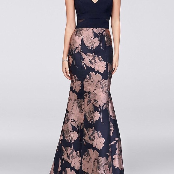 Dresses & Skirts - Mermaid Style Gown